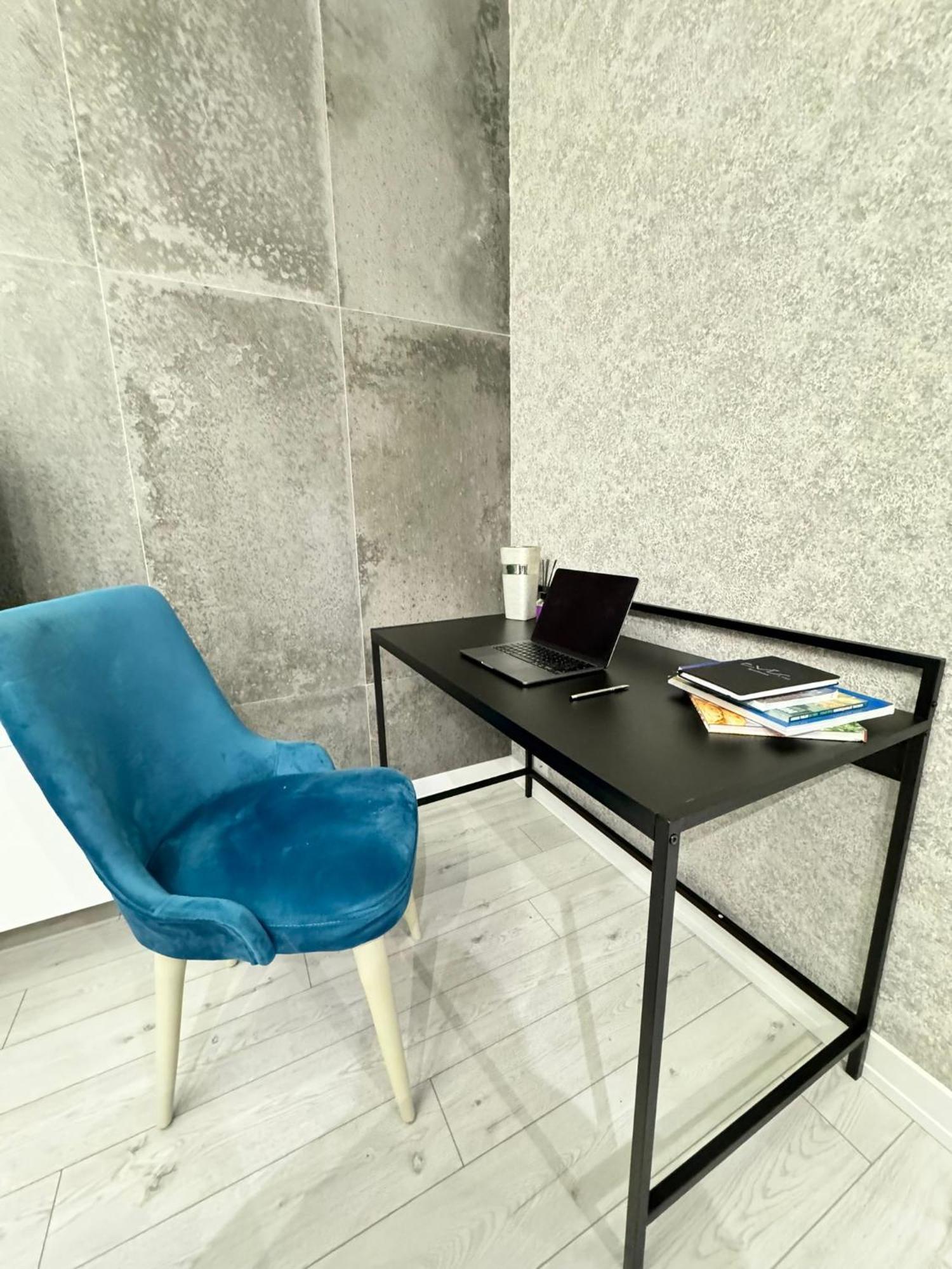 Evis Ltd Apartment